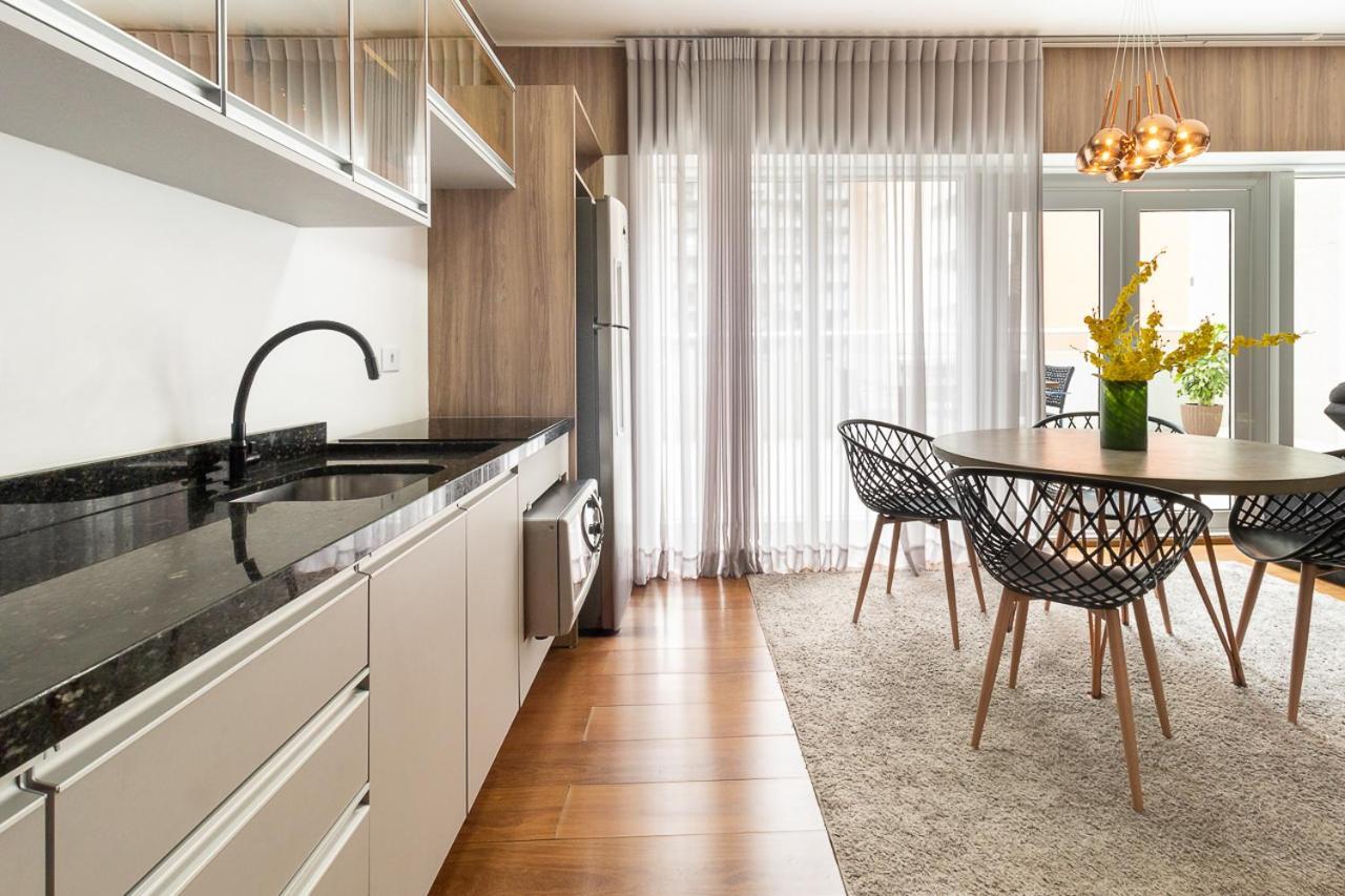 Duplex Decorado Com Dois Quartos No Batel Curitiba