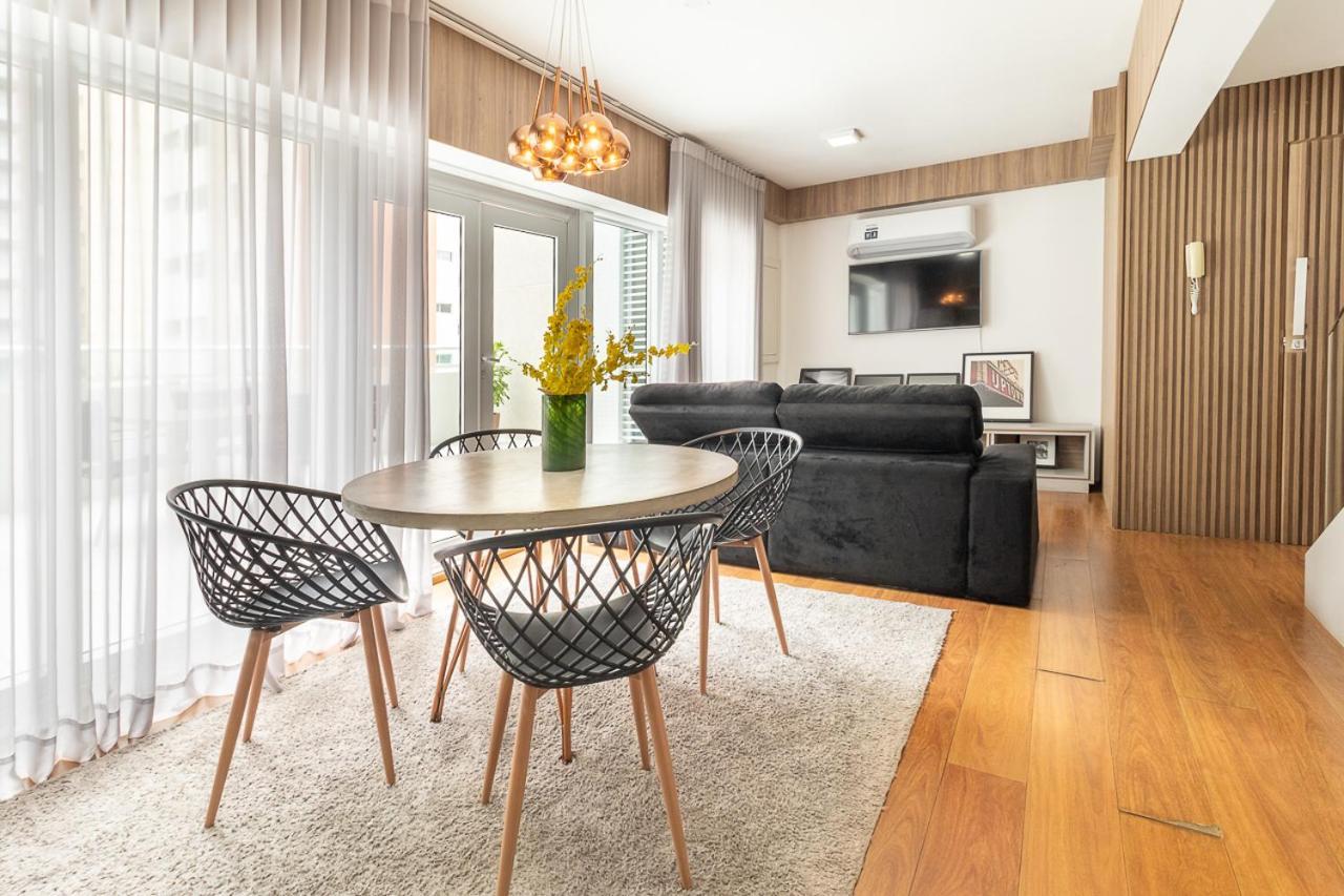 Duplex Decorado Com Dois Quartos No Batel Apartamento *